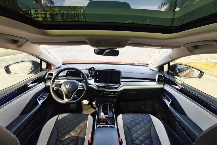 Volkswagen ID.6 Crozz 2021 immagine di auto #12