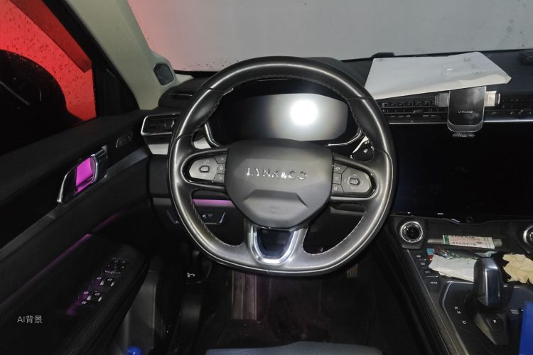 Lynk & Co 01 2022 car image #12