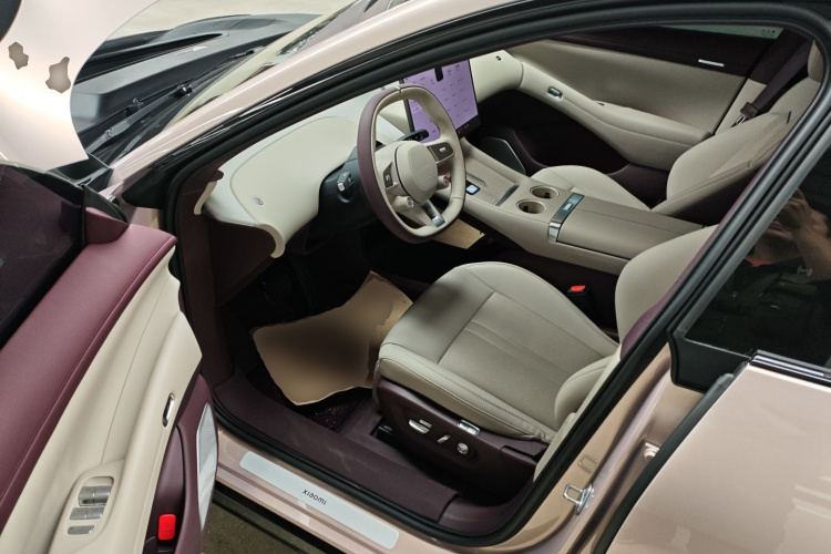 小米汽车 小米YU7 2025 汽车图片 #12