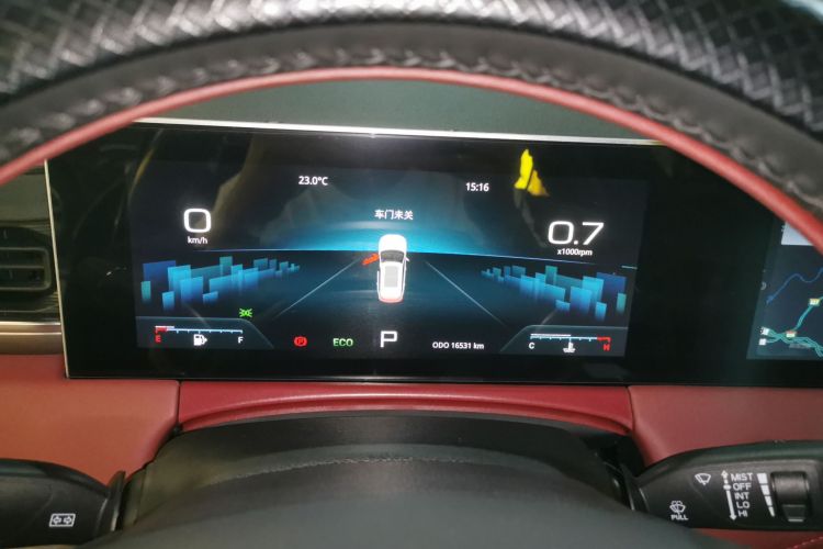X70 PLUS 2024 car image #12