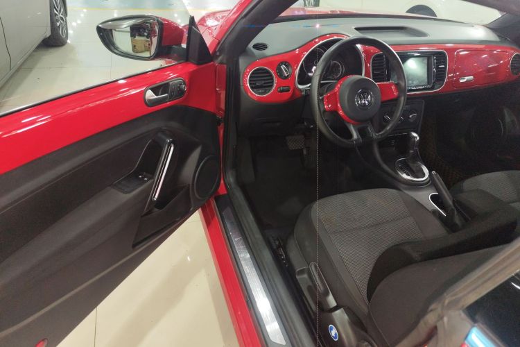 Volkswagen Beetle 2015 immagine di auto #12