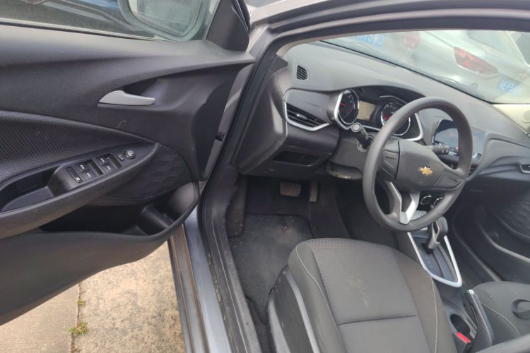 Chevrolet Cavalier 2022 car image #12