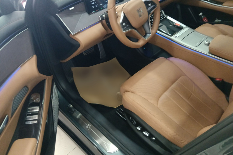 BYD HanL 2025 #12 BYD HanL 2025 car image #12