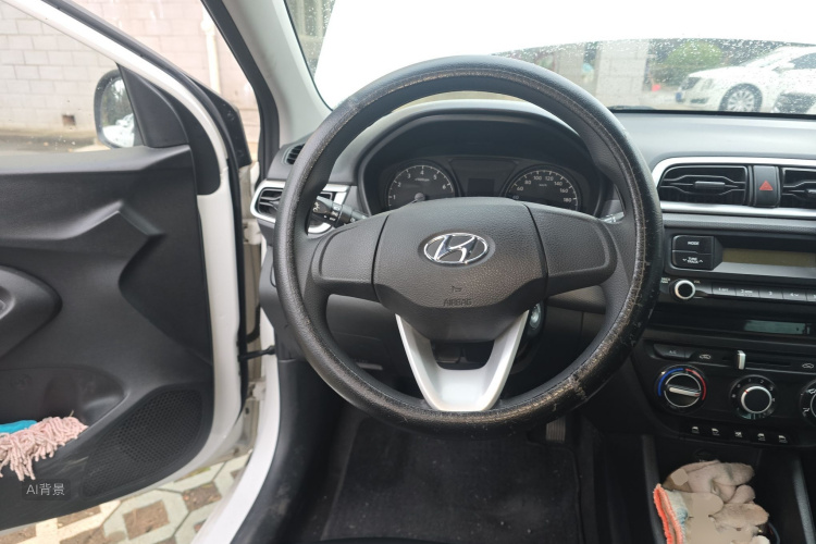 Hyundai Reina 2019 car image #12