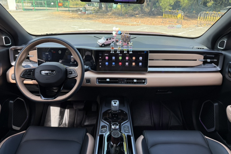 GEELY ICON 2023 صورة سيارة #12