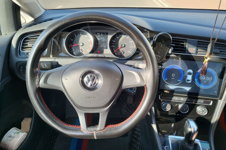 Volkswagen Golf 2018 #12 Volkswagen Golf 2018 car image #12