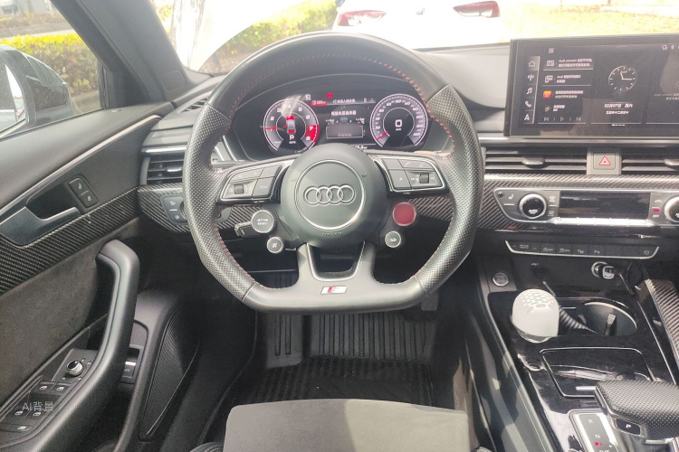 Audi A4L 2021 car image #12