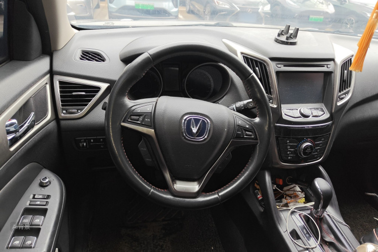 长安 长安CS75 2015 #12 长安 长安CS75 2015 汽车图片 #12