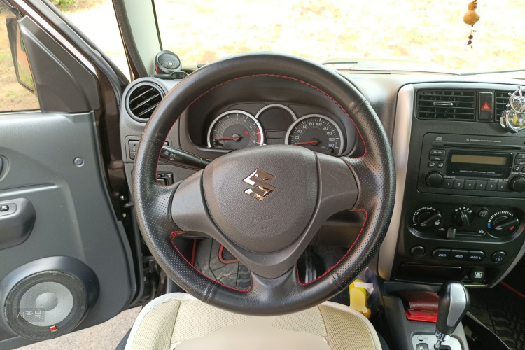 Suzuki Jimny (Imported) 2018 imagen de coche #12