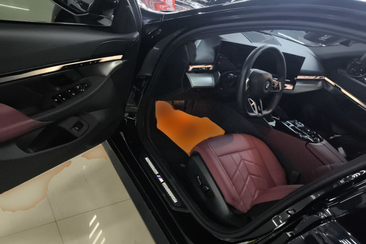 BMW i5 2024 immagine di auto #12