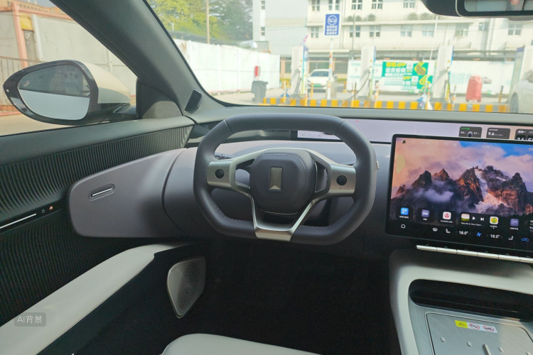 Avatr 12 2025 car image #12