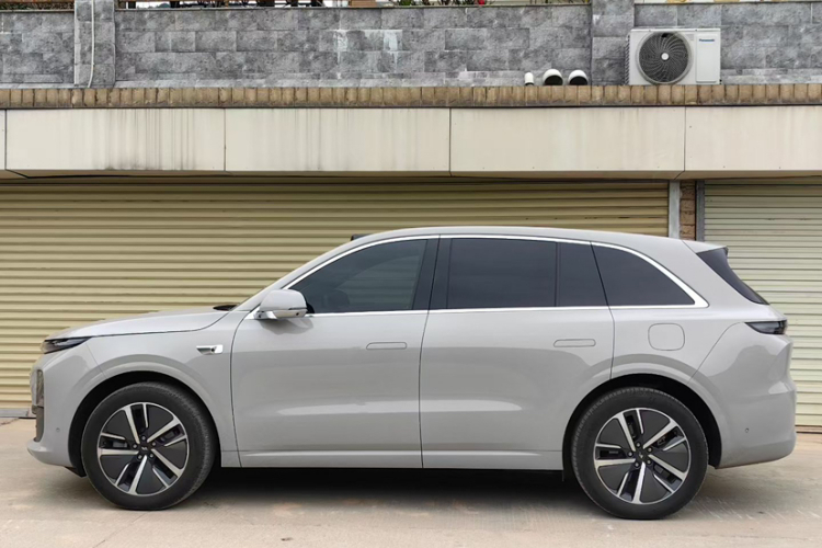 Li L6 2024 صورة سيارة #12