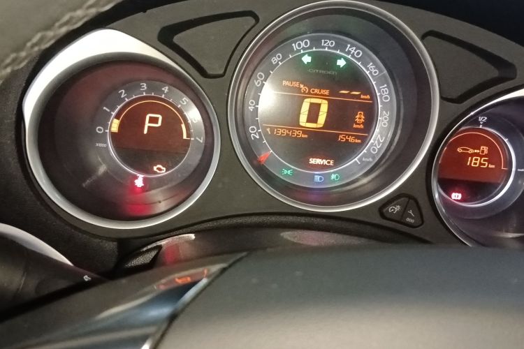 Citroen C4L 2015 car image #12