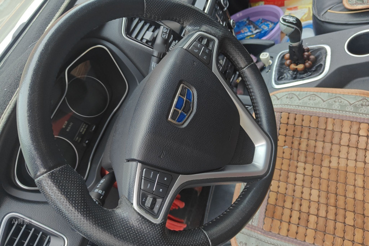 GEELY Vision X6 2017 imagem de carro #12