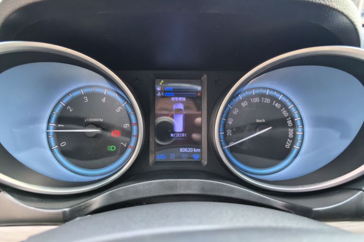 Kaiyi V3 2016 car image #12