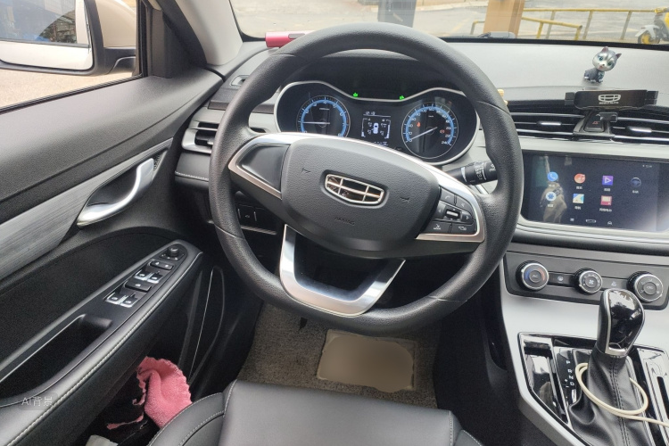 GEELY Emgrand 2021 #12 GEELY Emgrand 2021 car image #12