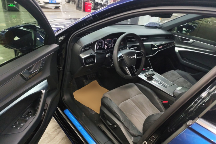 Audi A6L New Energy 2020 car image #12