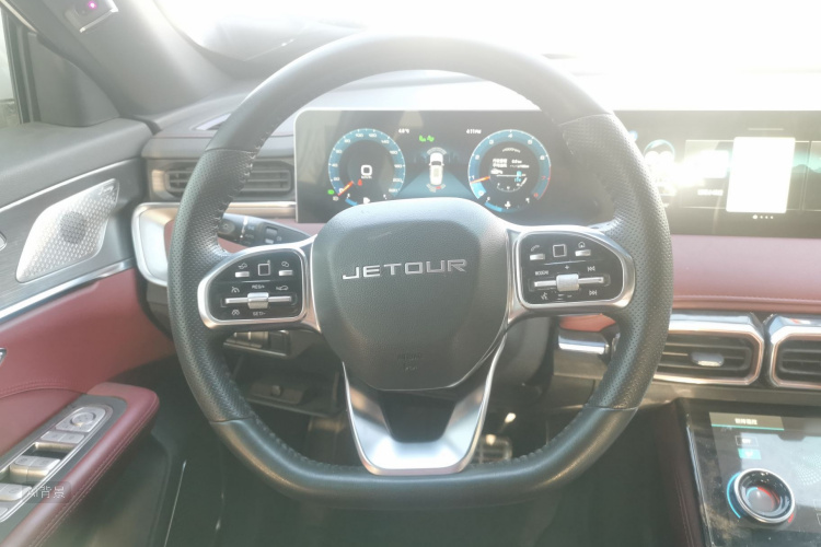 X70 PLUS 2021 car image #12