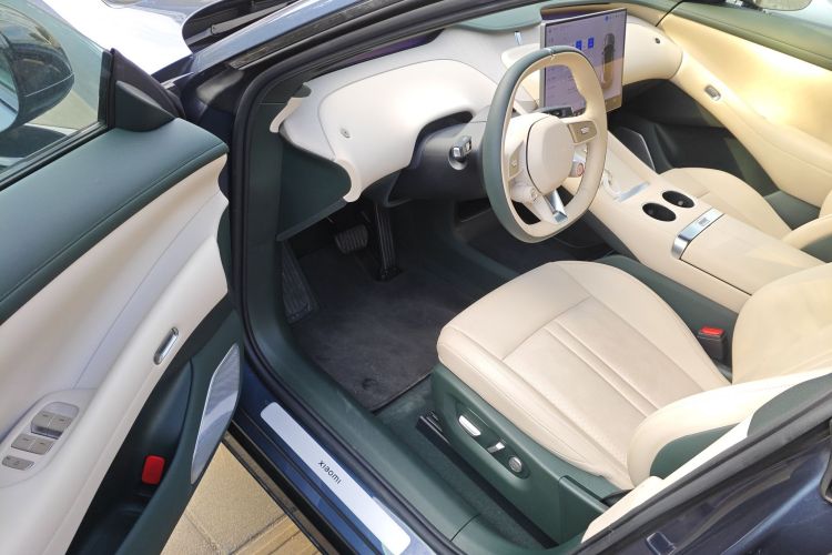 MI YU7 2025 car image #12