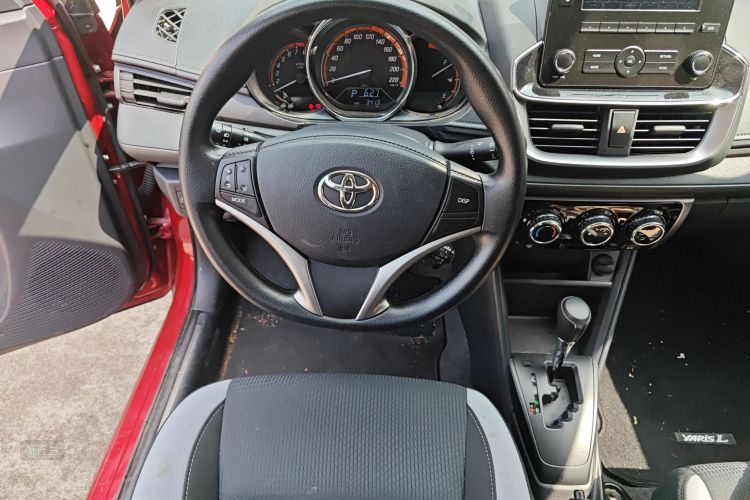 Toyota Yaris L Zhixuan 2023 صورة سيارة #12