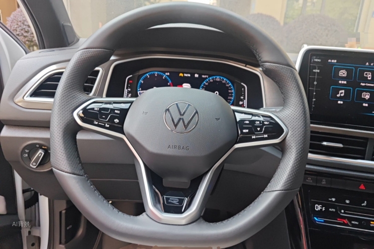 T-Roc 2024 #12 T-Roc 2024 immagine di auto #12
