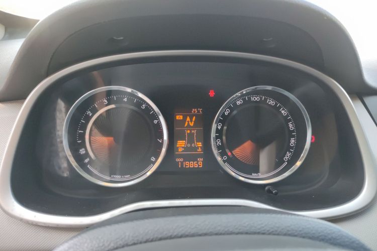 Chevrolet Sail 2015 car image #12