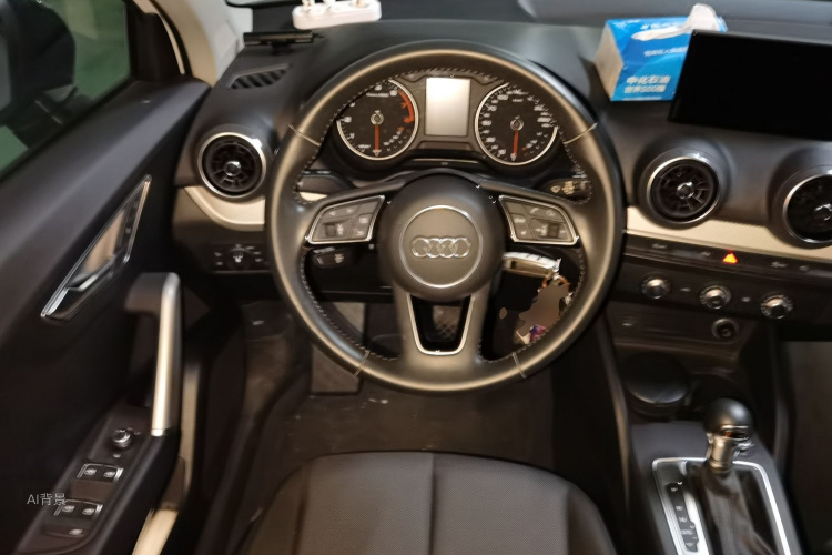 Q2L 2021 car image #12