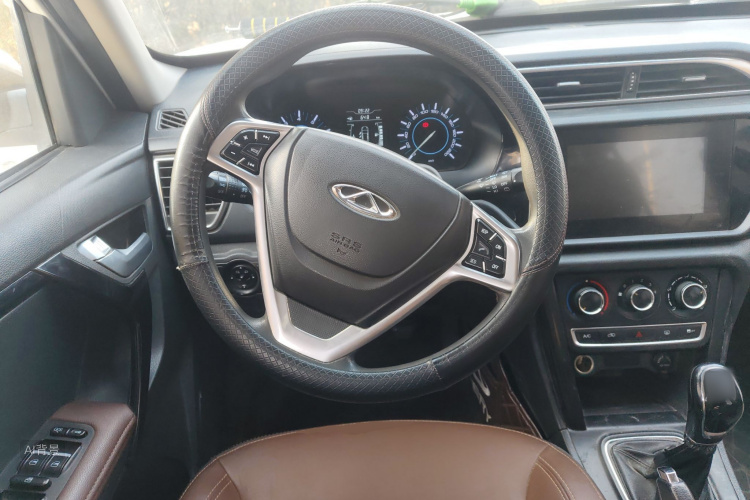 Chery Tiggo 3 2018 immagine di auto #12