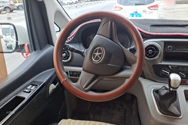 JAC 2017 #12 JAC 2017 car image #12