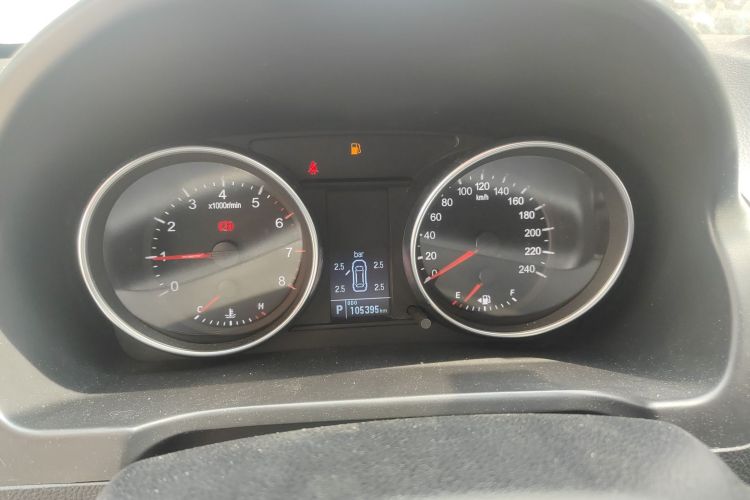 Haval H6 2017 car image #12