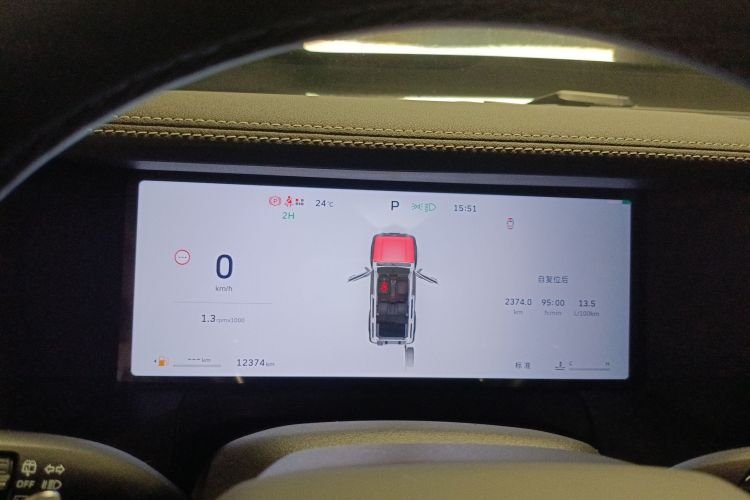 Tank 300 2025 car image #12