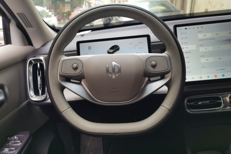 零跑汽车 零跑B10 2025 汽车图片 #12