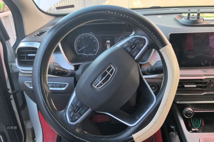 GEELY Coolray 2019 car image #12