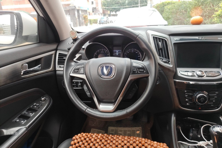 长安 长安CS75 2017 汽车图片 #12