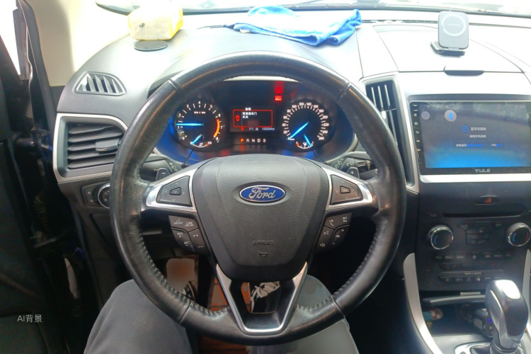 Ford Edge 2018 immagine di auto #12