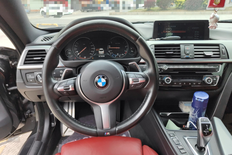 BMW 4 Series 2018 car image #12