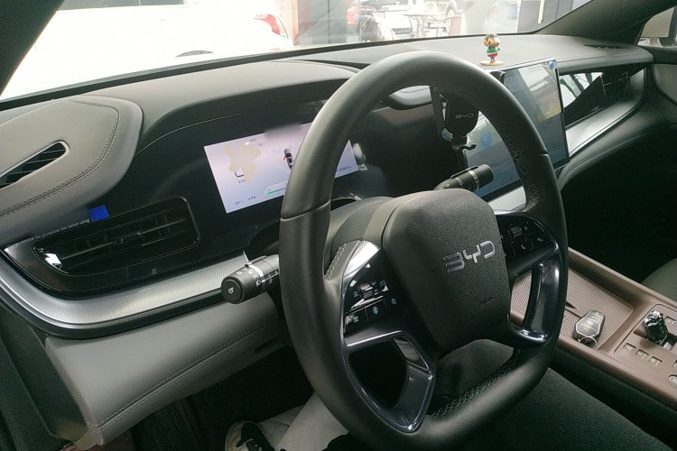 BYD Seal 07 DM-i 2024 صورة سيارة #12