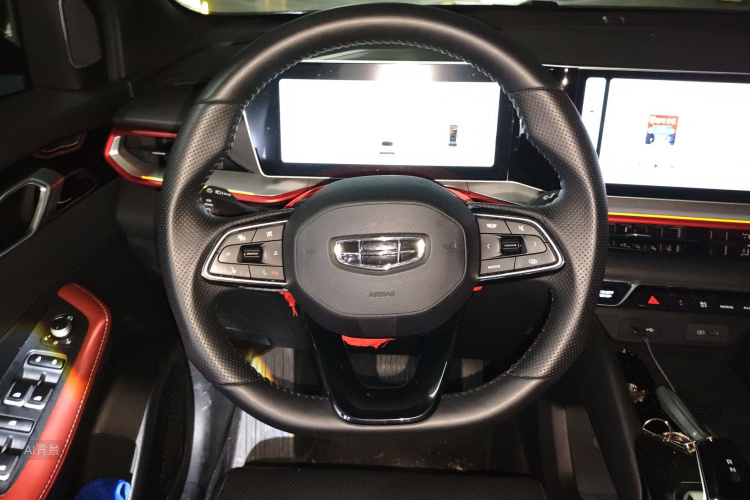 GEELY Coolray 2022 #12 GEELY Coolray 2022 car image #12
