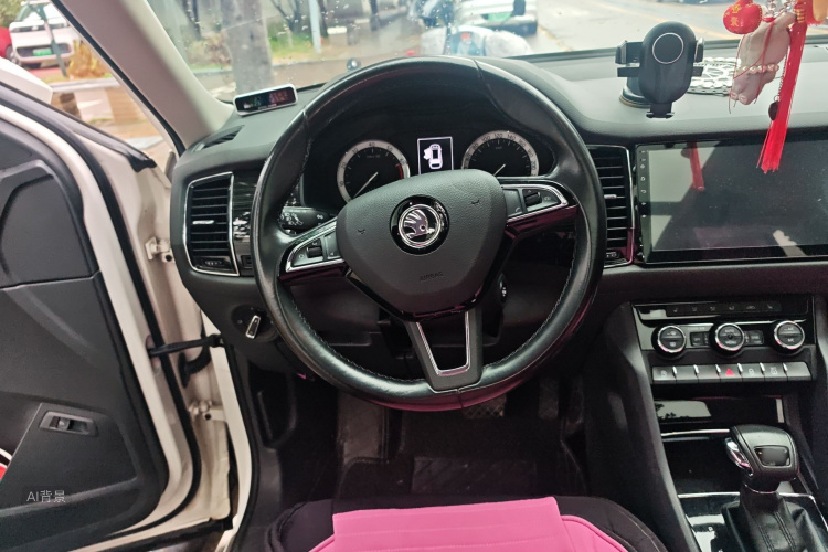 Skoda Kodiaq 2017 imagem de carro #12