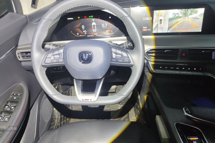 Changan UNI-T 2020 car image #12