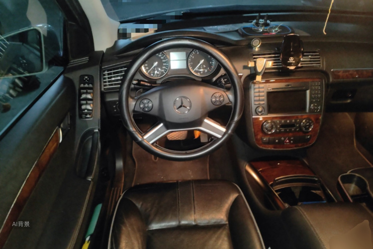 Mercedes-Benz R Class 2012 immagine di auto #12