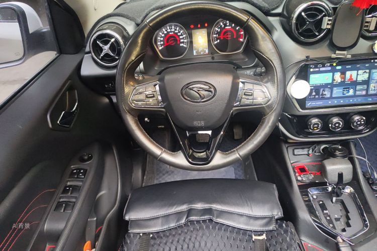 Soueast DX3 2017 car image #12