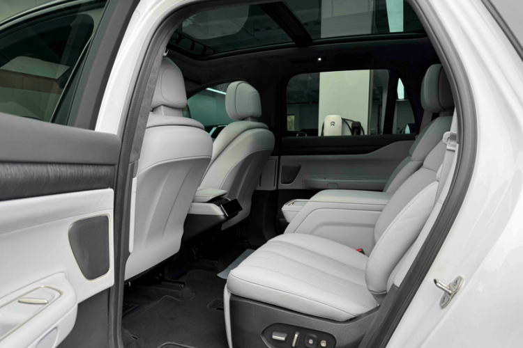 蔚来 蔚来ES8 2024 汽车图片 #12