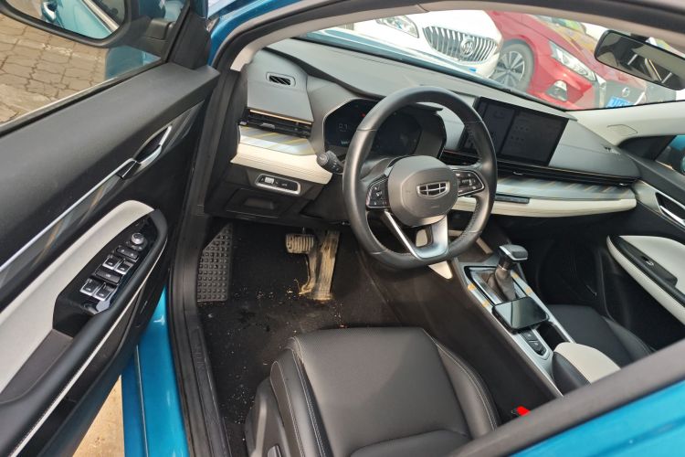 GEELY Emgrand L 2022 صورة سيارة #12