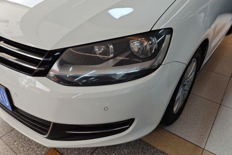 Volkswagen Sharan 2014 car image #12