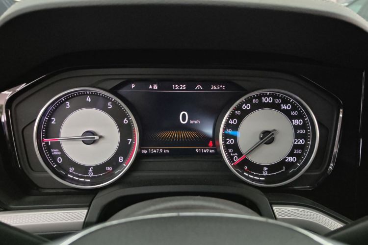 Volkswagen Touareg 2020 immagine di auto #12