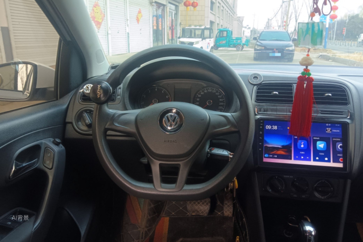 Polo 2019 car image #12