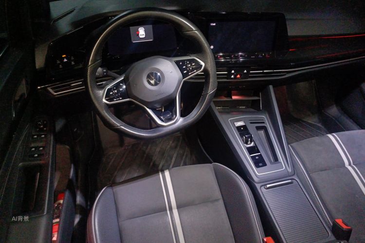 Volkswagen Golf 2021 car image #12