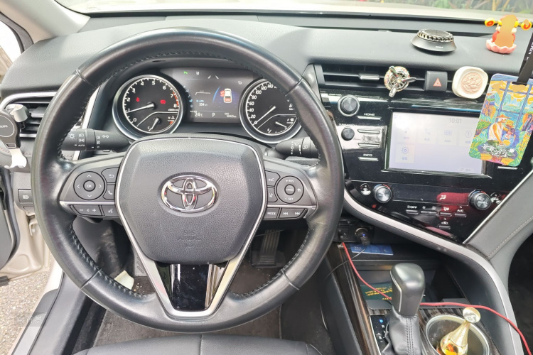 Toyota Camry 2018 car image #12