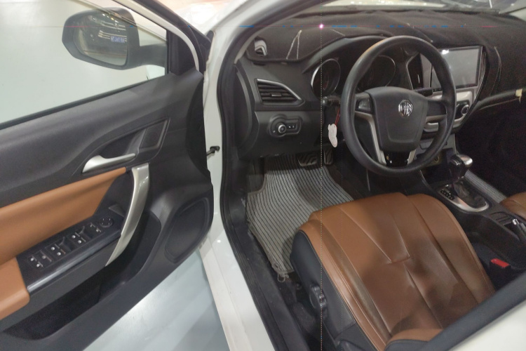 MG GT 2016 imagen de coche #12